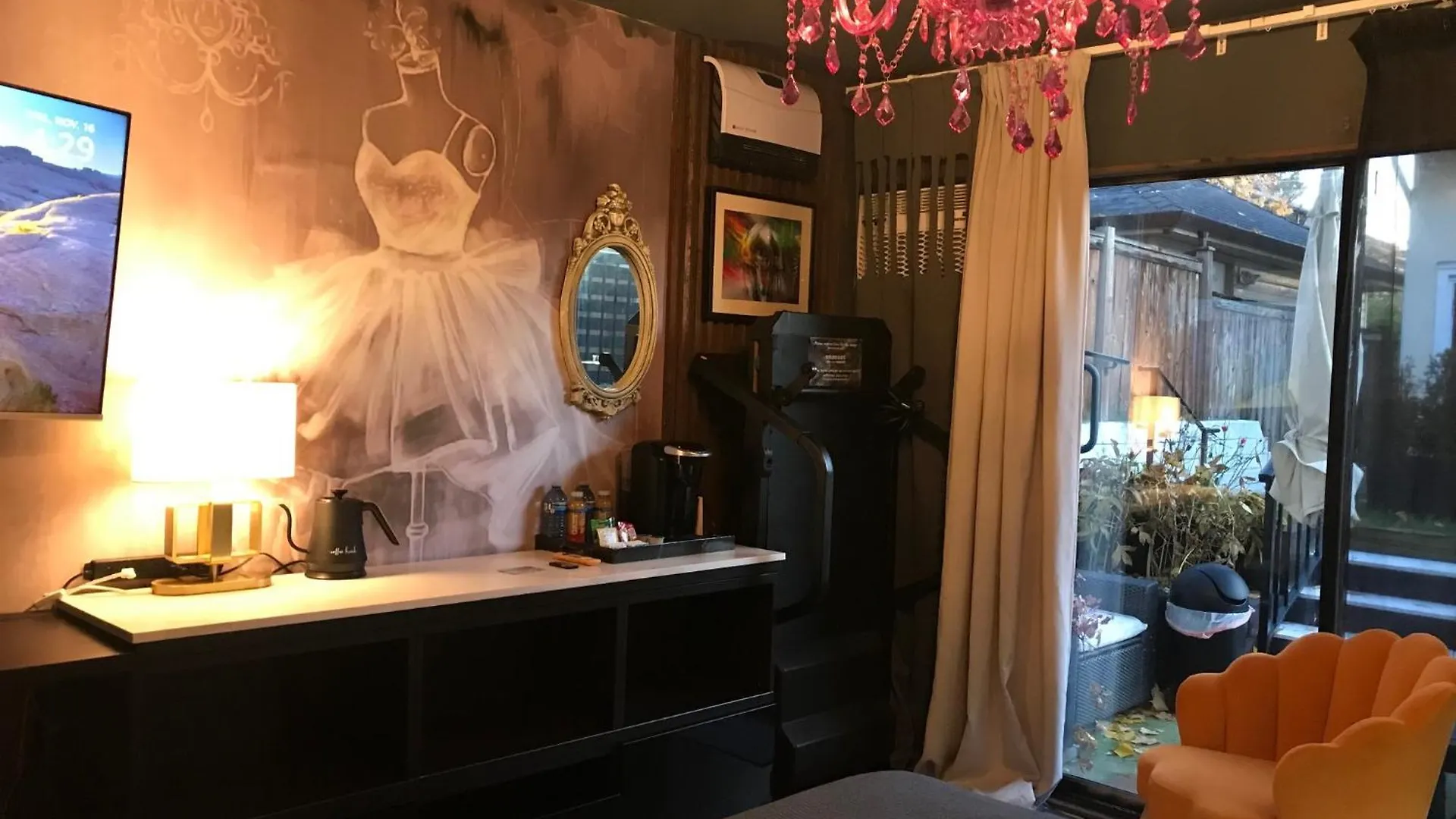Style Basement Apartment Vancouver 0*,