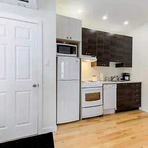 Le 555 Hebergements Touristiques Apartment Quebec City