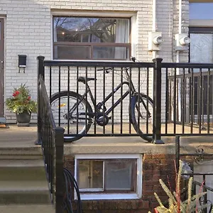 Modern 1br - Near Trinity Bellwoods Park Apartment Toronto